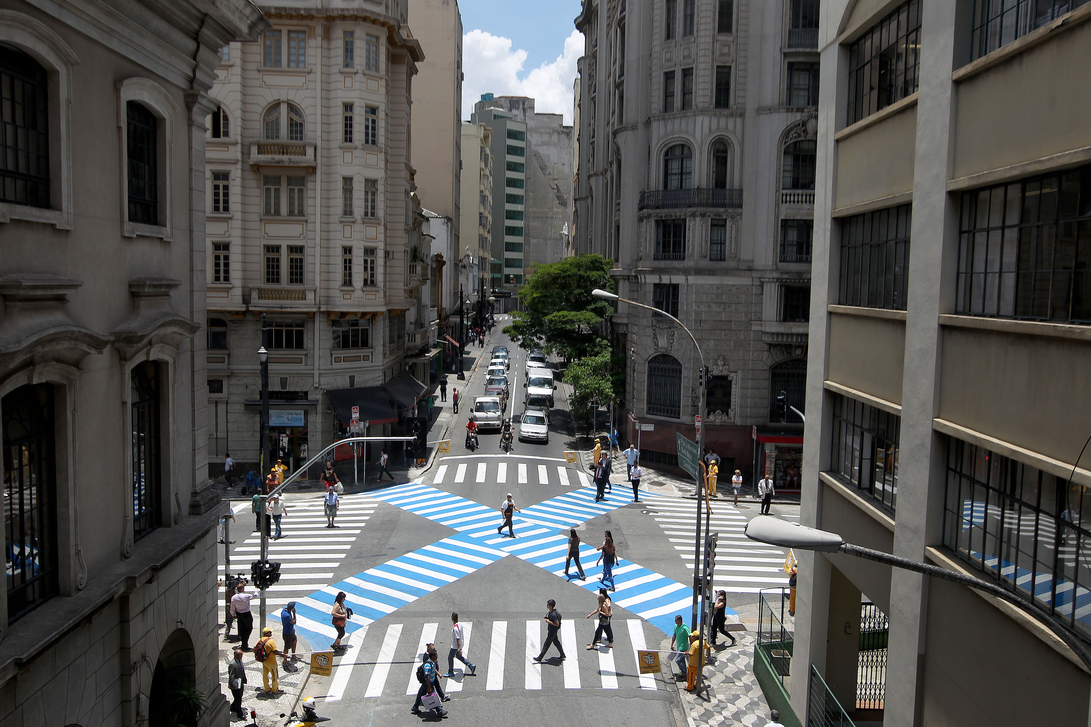 São Paulo 461 anos: Ruas Riachuelo e Cristóvão Colombo. Foto: Robson Fernandjes / Fotos Públicas - 08/12/2014